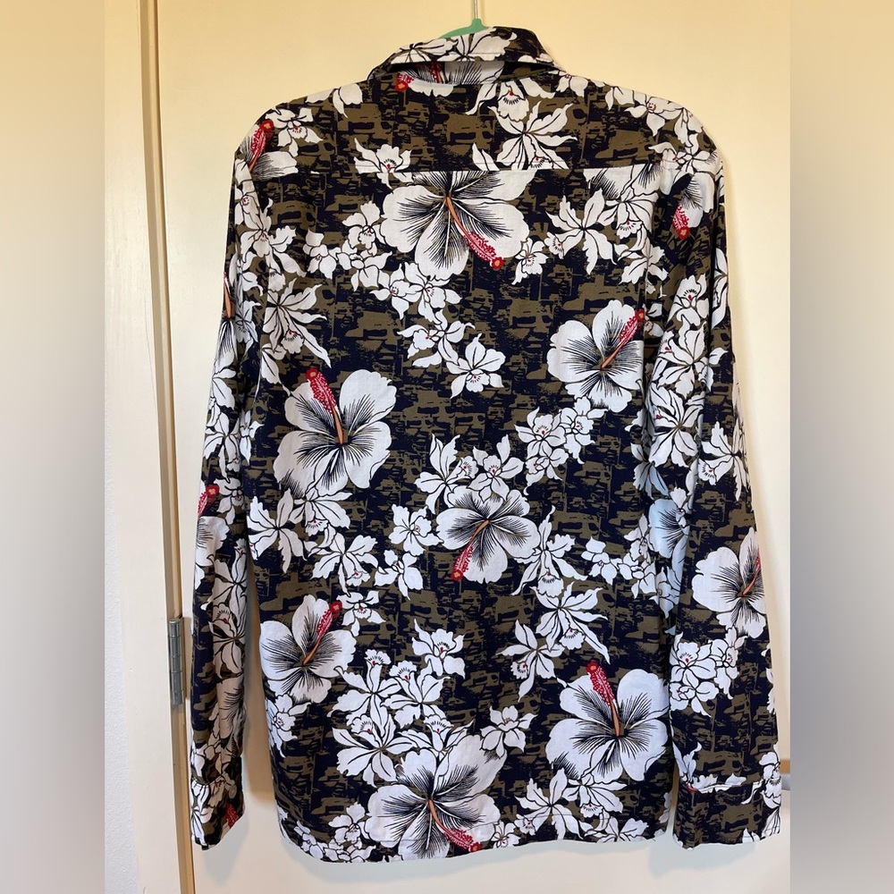 Volcom Men’s Brown and White Casual Button Down Shirt with Floral Pattern - Picture 4 of 9